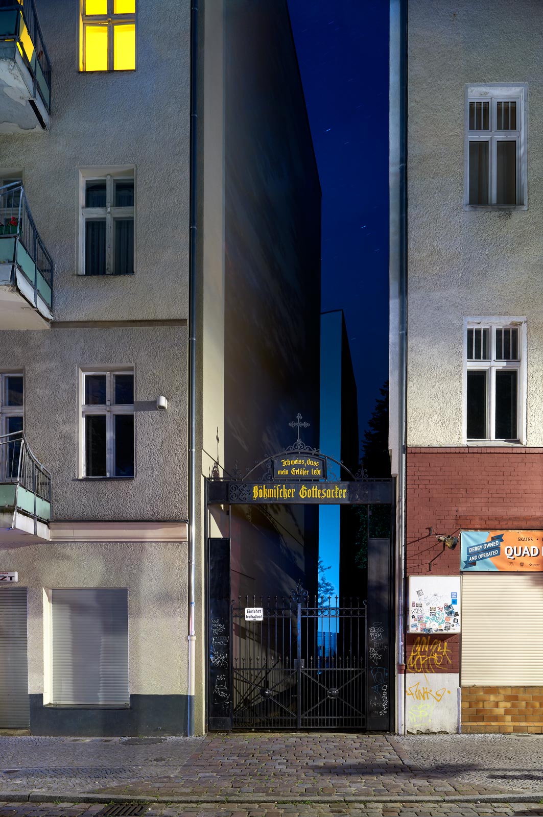 foto: manfred bogner, berlin, mind the gap